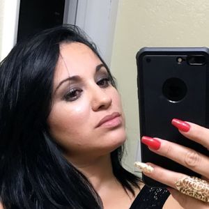 Meet your Posher, Mela